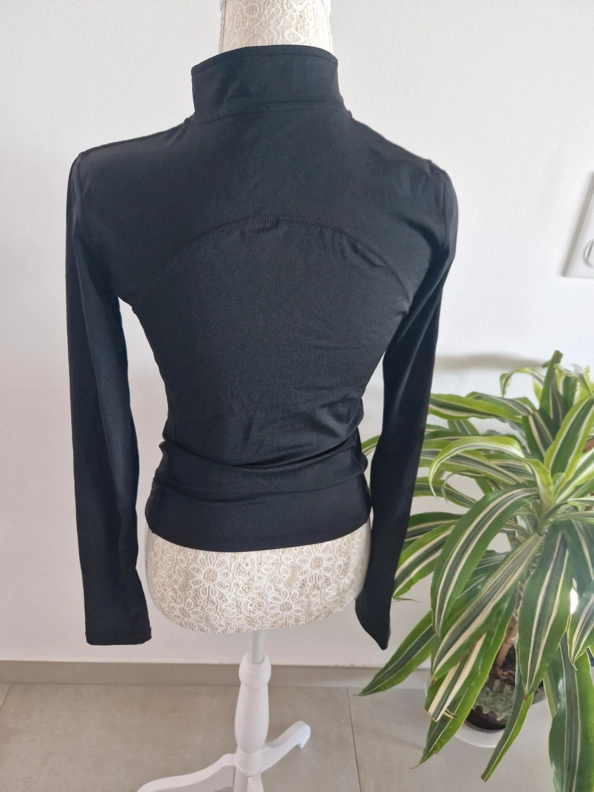 Sports Vest - S - Vutru Women Sports – photo 3